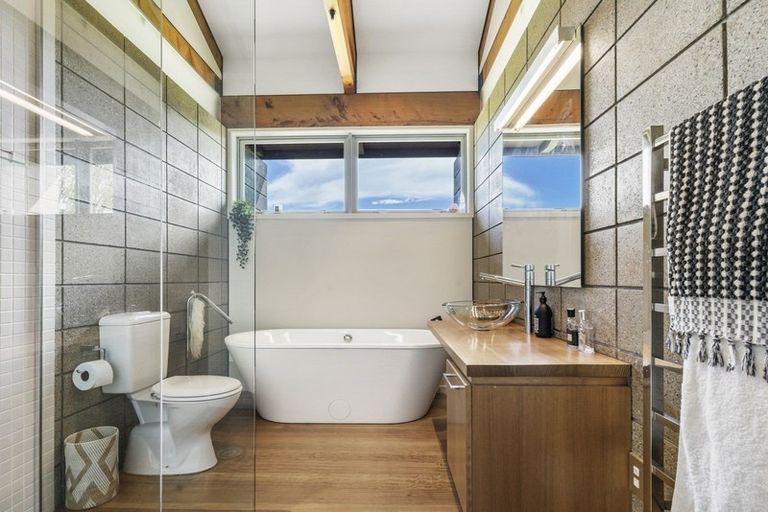 Photo of property in 13 Pigeon Berry Lane, Mangawhai, 0573