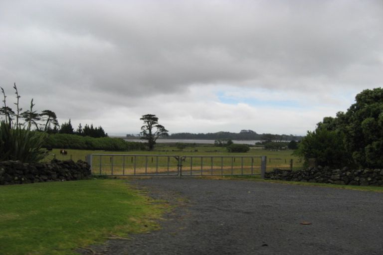 Photo of property in 178 Wallace Road, Mangere Bridge, Auckland, 2022