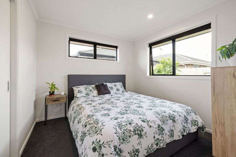 Photo of property in 8 Manawaroa Close, Grandview Heights, Hamilton, 3200