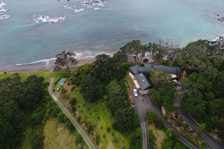 Photo of property in 356 Rockell Road, Whananaki, Hikurangi, 0181