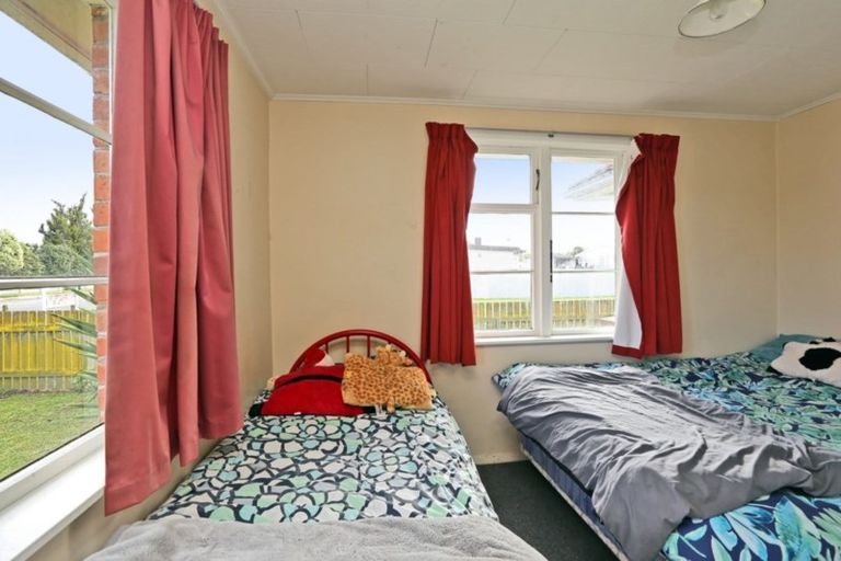 Photo of property in 1017 Saint Aubyn Street West, Saint Leonards, Hastings, 4120