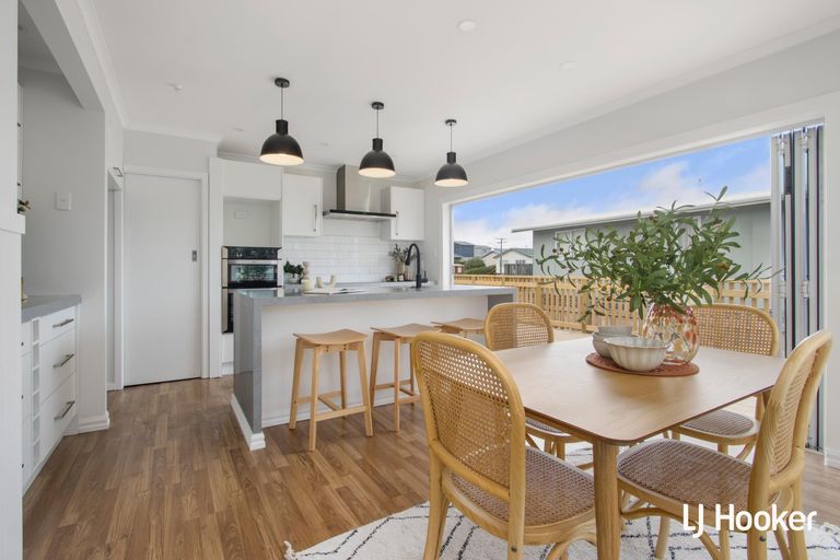 Photo of property in 8 Scarborough Road, Waihi Beach, 3611