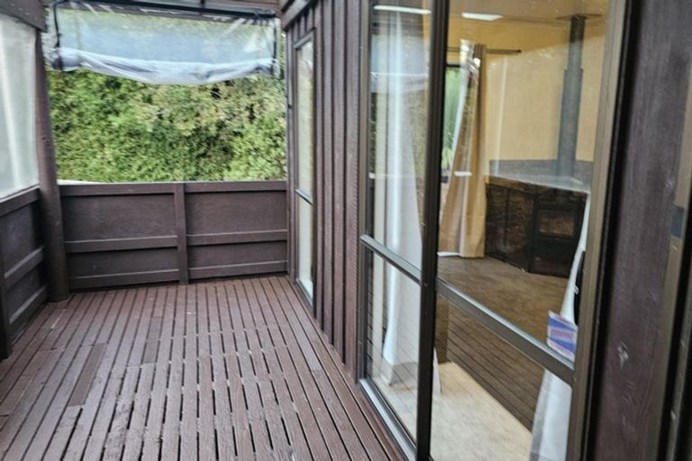 Photo of property in 82 Glen Road, Ranui, Auckland, 0612