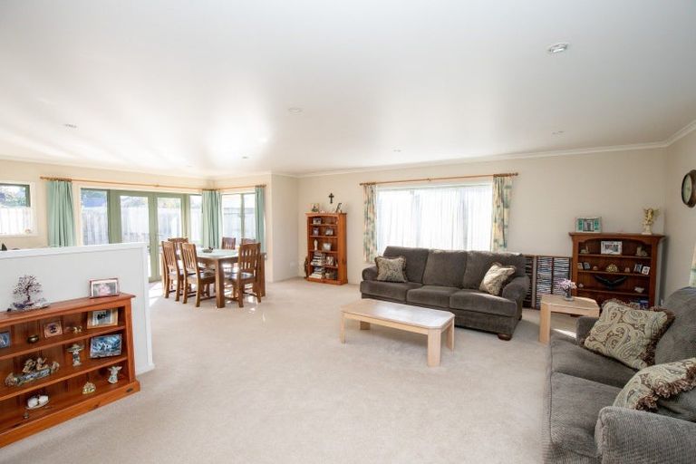 Photo of property in 55 Darlington Street, Ngatea, 3503