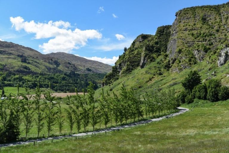 Photo of property in 90 Littles Road, Dalefield, Queenstown, 9371