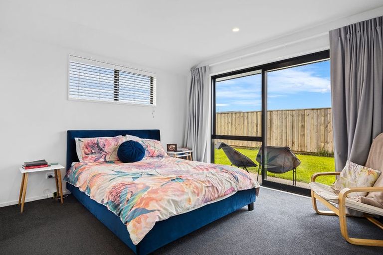 Photo of property in 156 Faringdon Boulevard, Rolleston, 7615