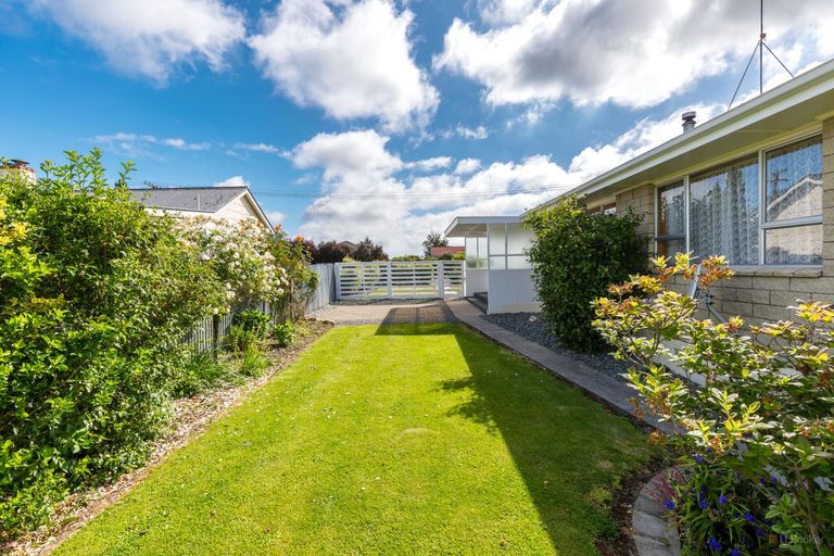 Photo of property in 11 Coronation Street, Waimate, 7924