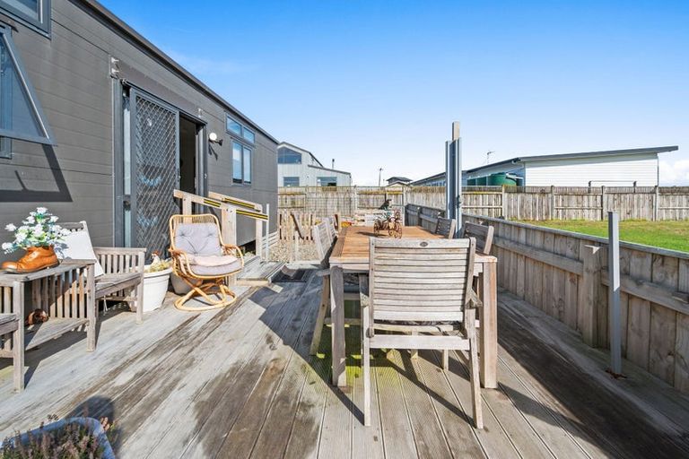 Photo of property in 1 Sandown Avenue, Himatangi Beach, Foxton, 4891