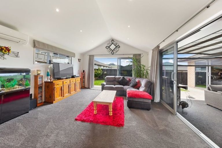 Photo of property in 86 Helenslee Road, Pokeno, 2402