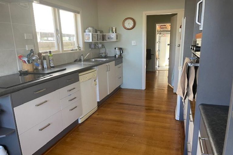 Photo of property in 1/26 James Street, Bayview, Auckland, 0629