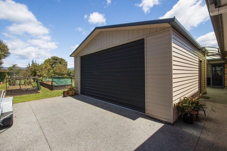 Photo of property in 2 Bransley Grove, Katikati, 3129
