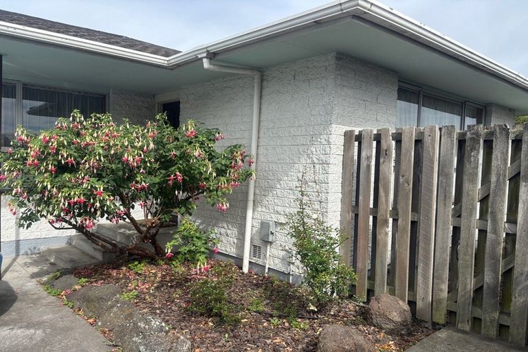 Photo of property in 2/7 Sparks Road, Somerfield, Christchurch, 8024