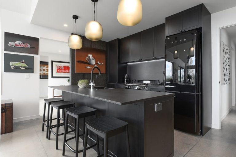 Photo of property in 162 Kawaha Point Road, Kawaha Point, Rotorua, 3010