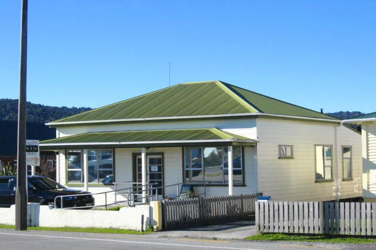 Photo of property in 141 High Street, Greymouth, 7805