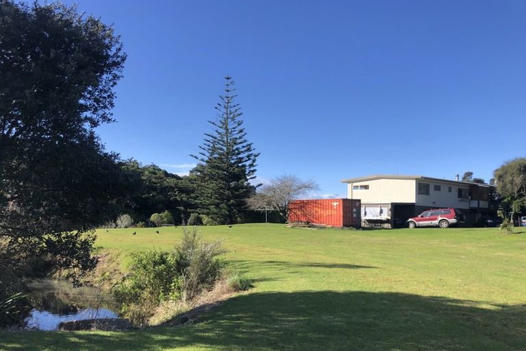 Photo of property in 203 Onemana Drive, Onemana, Whangamata, 3691