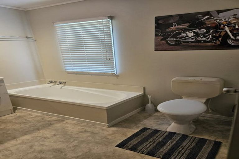 Photo of property in 11/3 Erewhon Place, Birkdale, Auckland, 0626