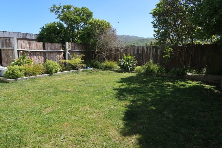 Photo of property in 84 Mills Road, Brooklyn, Wellington, 6021