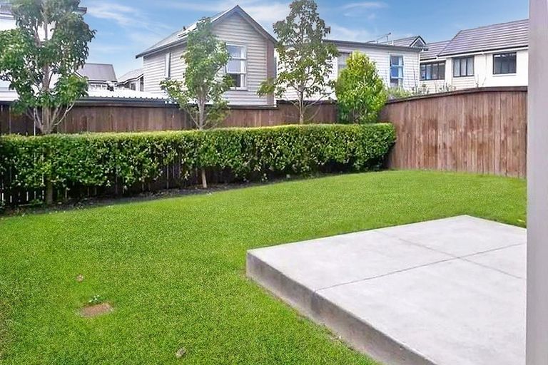 Photo of property in 7 Station Street, Hobsonville, Auckland, 0616