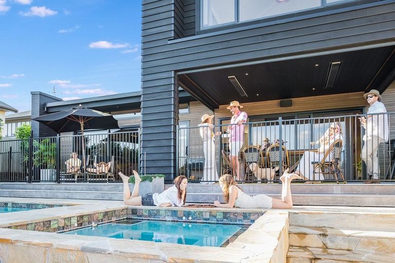 Photo of property in 210 Oceanbeach Road, Mount Maunganui, 3116