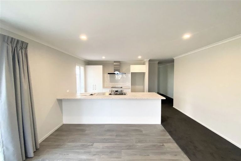 Photo of property in 78 Broadway Parade, Rolleston, 7615