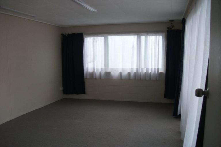 Photo of property in 116 Gossamer Drive, Pakuranga Heights, Auckland, 2010