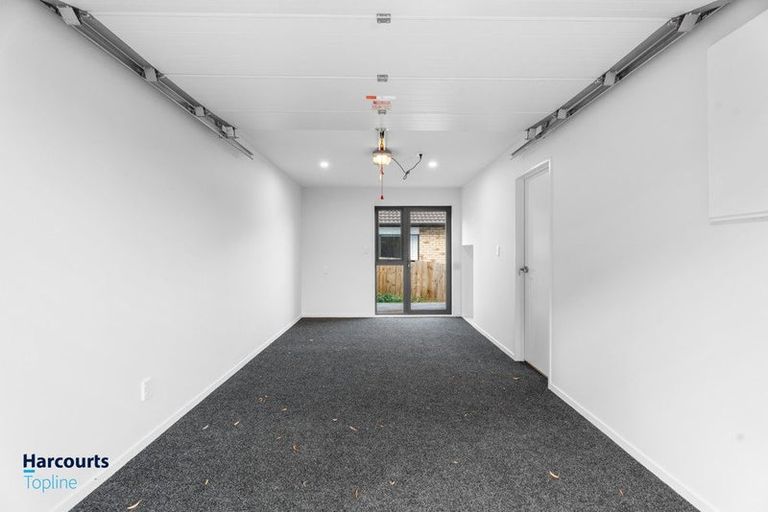 Photo of property in 26f Sheridan Drive, New Lynn, Auckland, 0600
