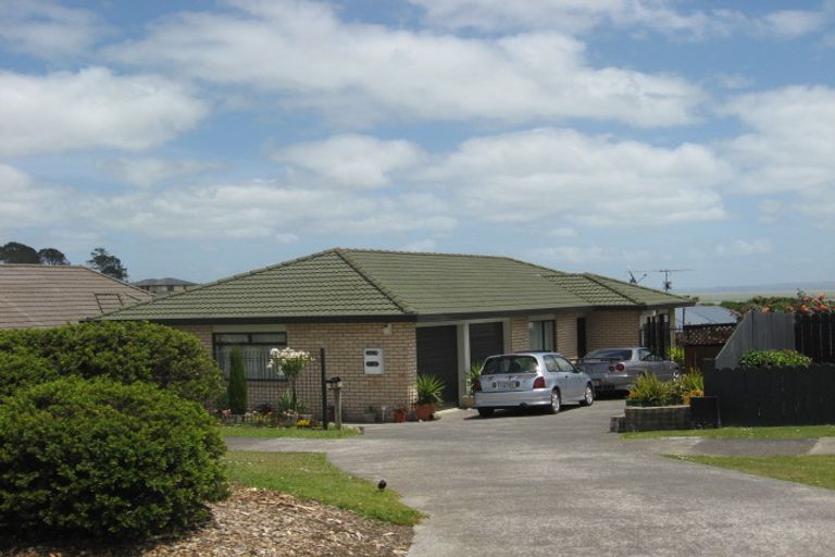 Photo of property in 26 Wai Iti Place, Clendon Park, Auckland, 2103