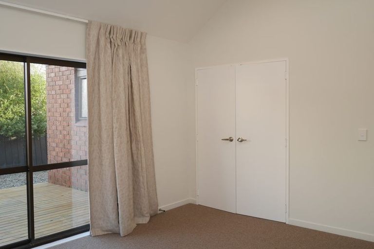 Photo of property in 9a Fiesta Grove, Raumati Beach, Paraparaumu, 5032