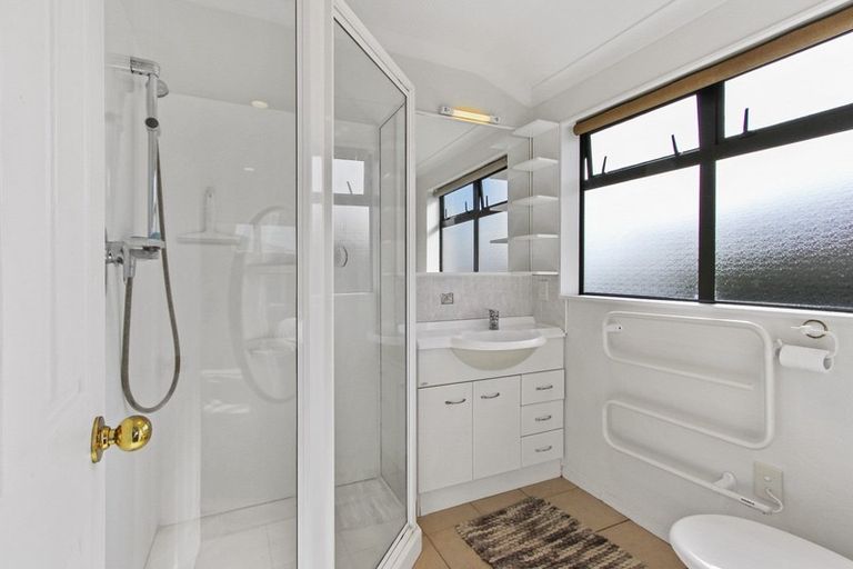 Photo of property in 19 Elmbridge Place, Owhata, Rotorua, 3010