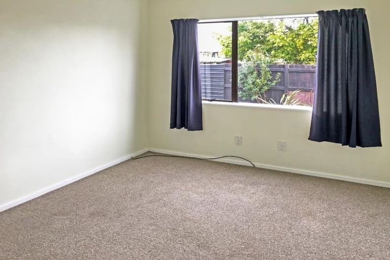 Photo of property in 7 Peter Hall Drive, Kelvin Grove, Palmerston North, 4414