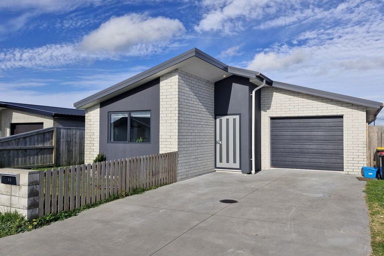 Photo of property in 11 Navy Lane, Papamoa, 3118