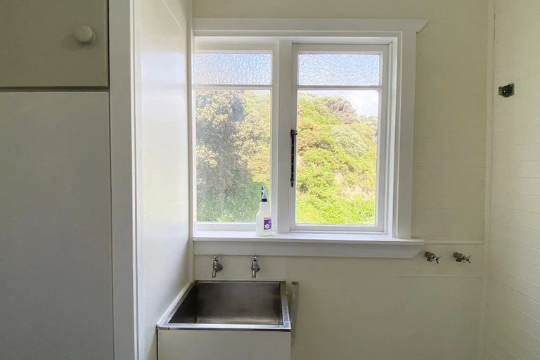 Photo of property in 200 Rongotai Road, Rongotai, Wellington, 6022