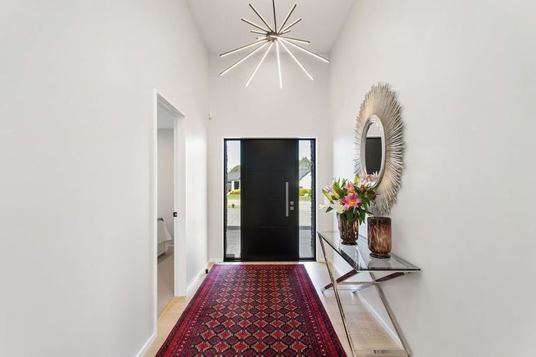 Photo of property in 6 Woodleigh Lane, Prebbleton, 7604