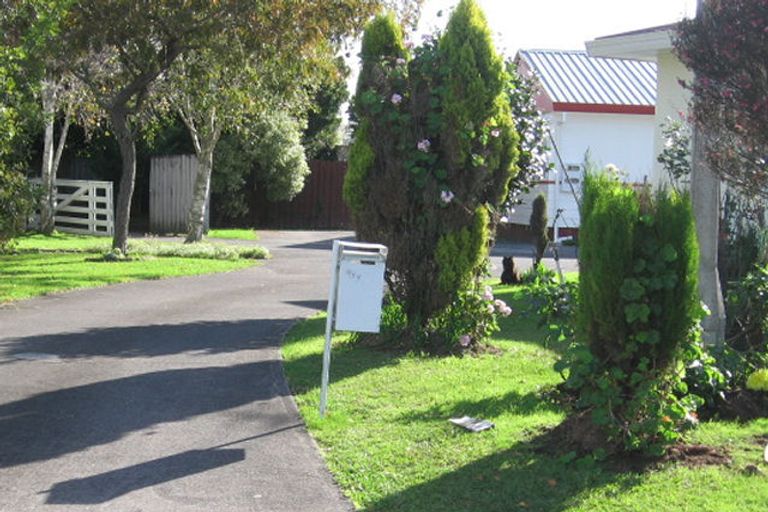 Photo of property in 3/9 Ireland Place, Ranui, Auckland, 0612