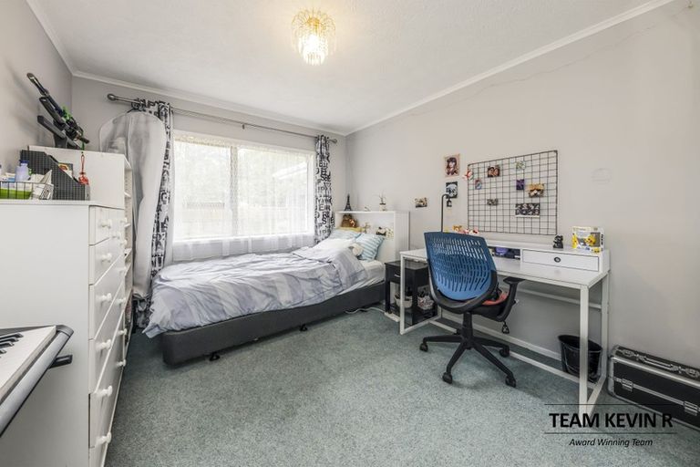 Photo of property in 2 Redcrest Avenue, Red Hill, Papakura, 2110