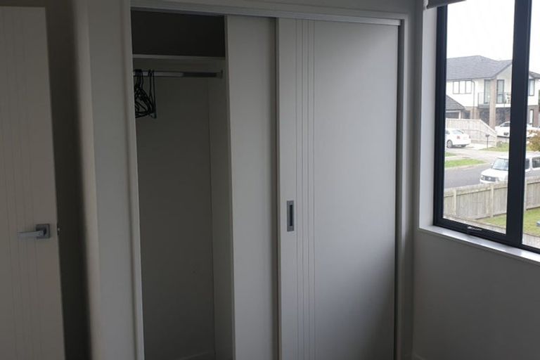 Photo of property in 17 Hoiho Road, Pukekohe, 2120