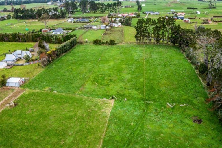 Photo of property in 112b Princess Street, Waitara, 4383