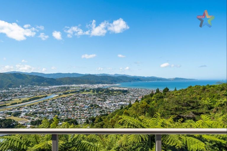 Photo of property in 93 Cypress Drive, Maungaraki, Lower Hutt, 5010