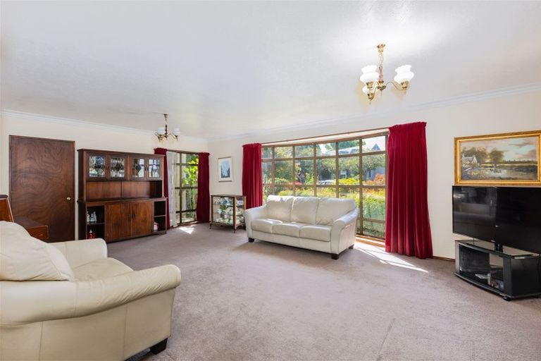 Photo of property in 12 Cunliffe Road, Redwood, Christchurch, 8051