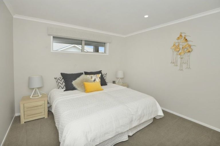 Photo of property in 67 Stace Hopper Drive, One Tree Point, 0118