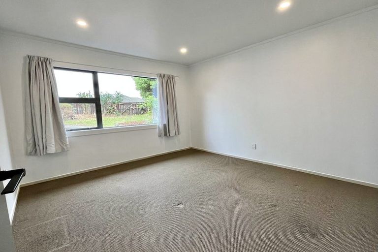 Photo of property in 14 Fairway Drive, Kerikeri, 0230