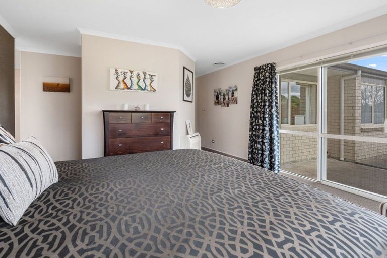 Photo of property in 6 Arete Lane, Levin, 5571