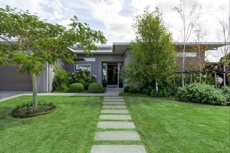 Photo of property in 10 Oystercatcher Lane, Point Wells, 0986