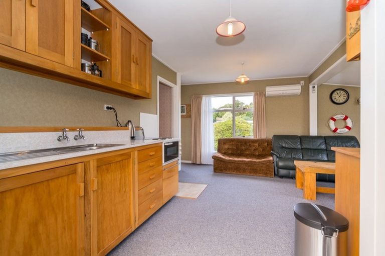 Photo of property in 15 Wratten Road, Owaka, 9585