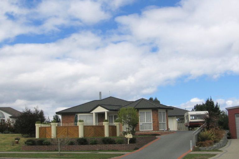 Photo of property in 38 Balmoral Drive, Hilltop, Taupo, 3330