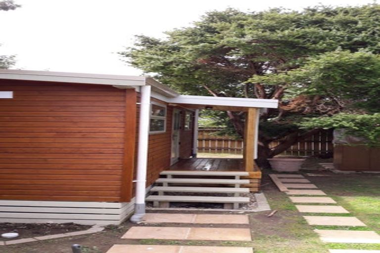 Photo of property in 1 Vectis Road, Hillcrest, Hamilton, 3216