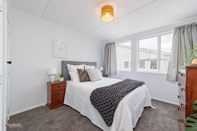 Photo of property in 360 Warspite Avenue, Waitangirua, Porirua, 5024