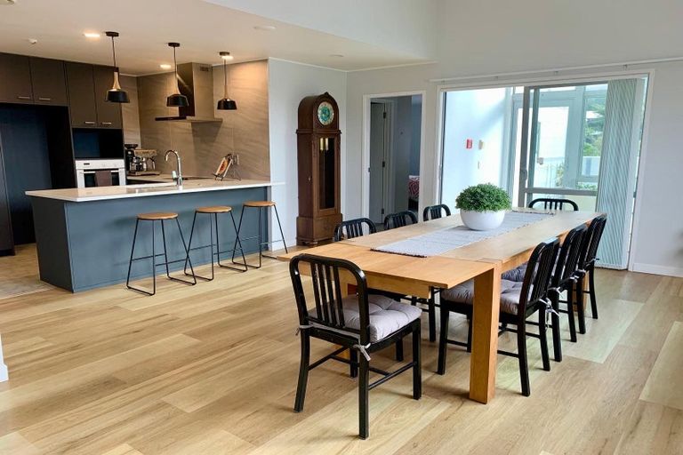 Photo of property in 1/9 Broderick Road, Johnsonville, Wellington, 6037