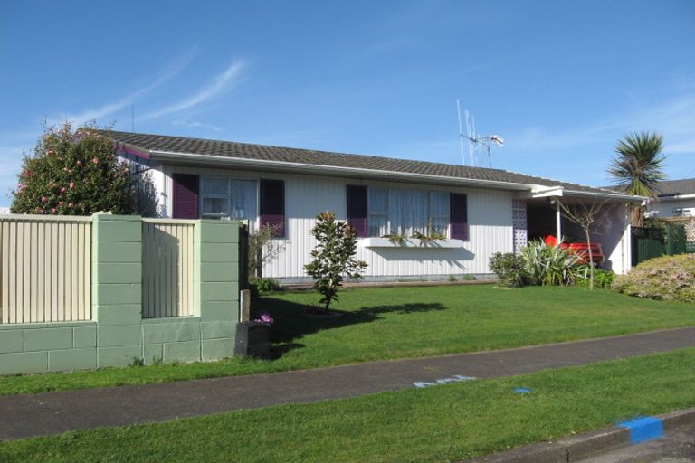 Photo of property in 8 Exeter Crescent, Springvale, Whanganui, 4501