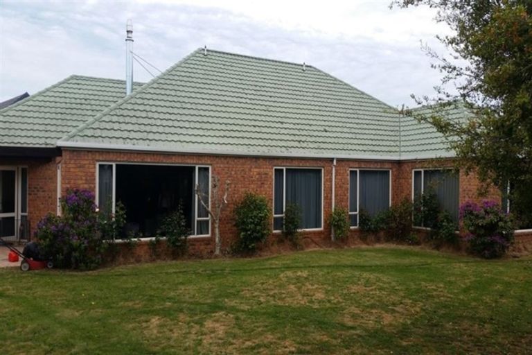 Photo of property in 24 Carmana Gardens, Rangiora, 7400